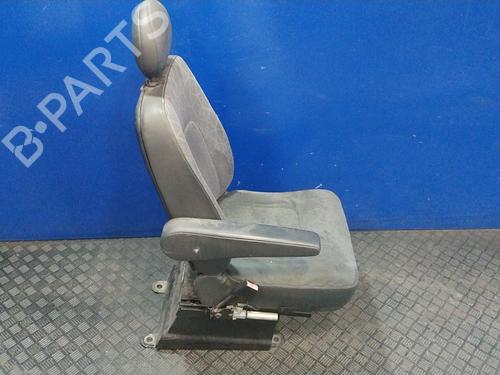 Left front seat NISSAN INTERSTAR Van (X70) dCi 115 | BP30889903C15