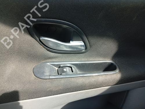 Højre bagtil elrude kontakt Højre bagtil elrude kontakt RENAULT ESPACE IV (JK0/1_) 2.2 dCi (JK0H) (150 hp) 36038088 36038088