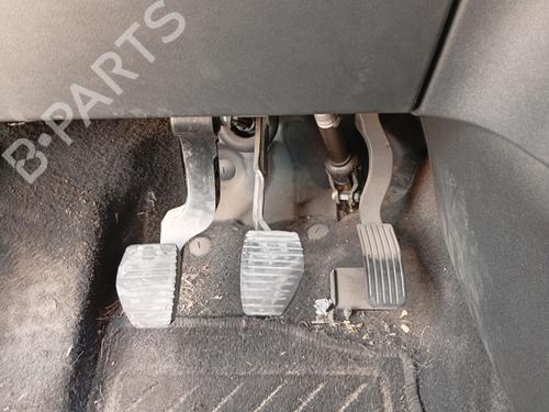 Used Break pedal Break pedal PEUGEOT 208 I (CA_, CC_) 1.2 VTI 82 (82 hp) 36529969 36529969