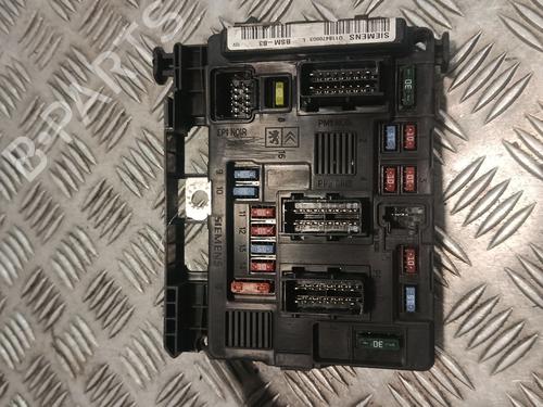 Used Fuse box Fuse box 37793653 37793653