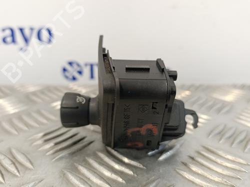 Steering wheel controls RENAULT GRAND SCÉNIC II (JM0/1_)  | BP17639854E15 