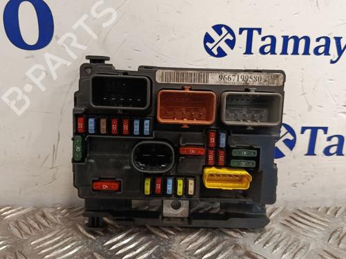 Used Fuse box Fuse box PEUGEOT 207 (WA_, WC_) 1.4 16V (95 hp) 32760709 32760709