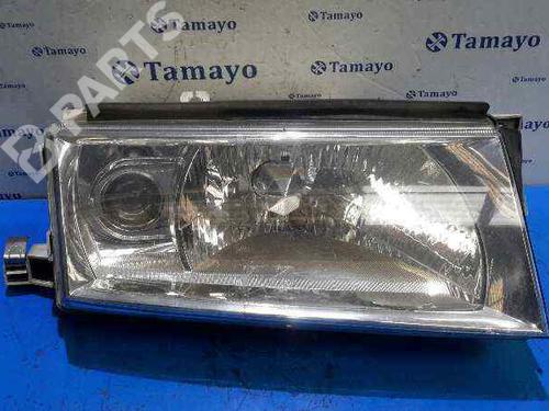 Used Right headlight SKODA OCTAVIA I (1U2) 1.6 (101 hp) 4670407