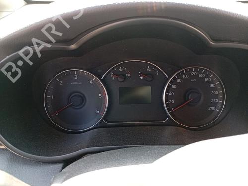 instrument-cluster-kia-carens-iv-2013-35901611 main image