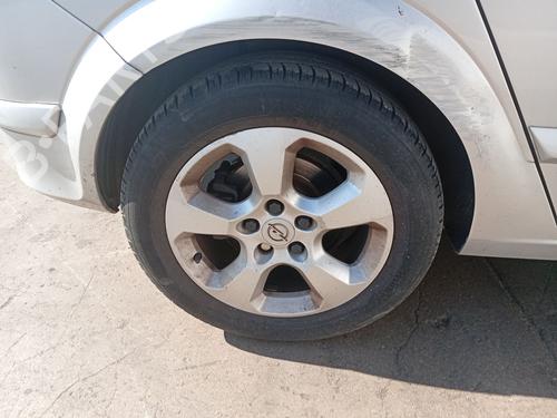 Mozzo posteriore destro Mozzo posteriore destro OPEL ASTRA H (A04) 1.6 (L48) (105 hp) 36323603 36323603