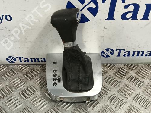 Used Shift knob VW GOLF V (1K1) 2.0 TDI 16V (140 hp) 31191516
