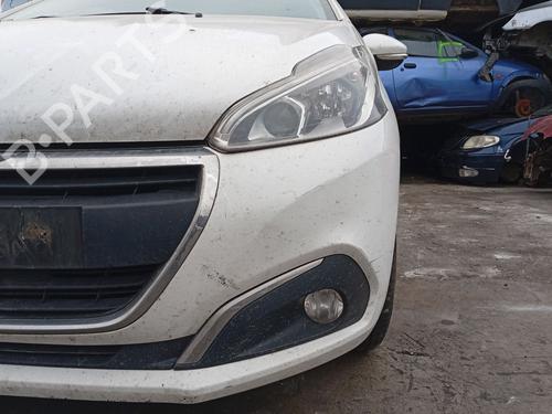 Used Left front fog light Left front fog light PEUGEOT 208 I (CA_, CC_) 1.2 VTI 82 (82 hp) 33557470 33557470