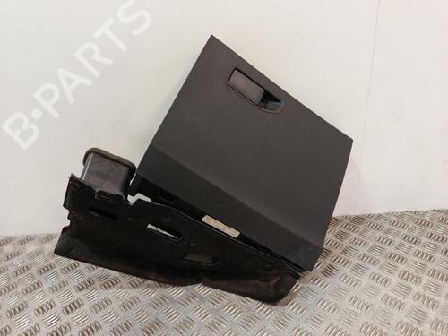 Used Glove box Glove box PEUGEOT 3008 II SUV (MC_, MR_, MJ_, M4_) 1.2 THP/ PureTech 130 (MRHNSM, MRHNSU, MRHNSJ, MRHNYW,... (131 hp) 34694177 34694177