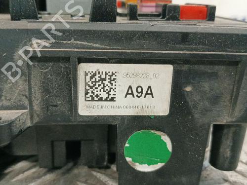 Fuse box CHEVROLET CRUZE Hatchback (J305) 1.7 D | BP31585560E1