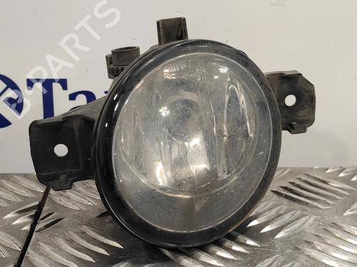 Used Right front fog light FORD MONDEO III (B5Y) 2.0 16V TDDi / TDCi (115 hp) 21795019