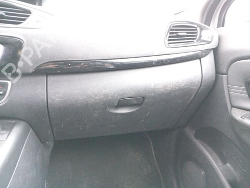 Used Glove box RENAULT GRAND SCÉNIC III (JZ0/1_) 1.6 dCi (JZ00, JZ12) (130 hp) 31757086
