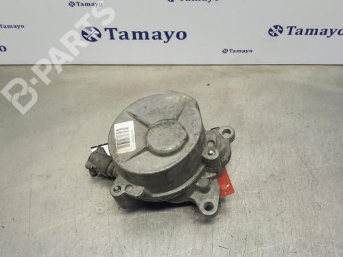 Used Vacuum pump RENAULT TRAFIC II Van (FL) [2001-2025]  6822252