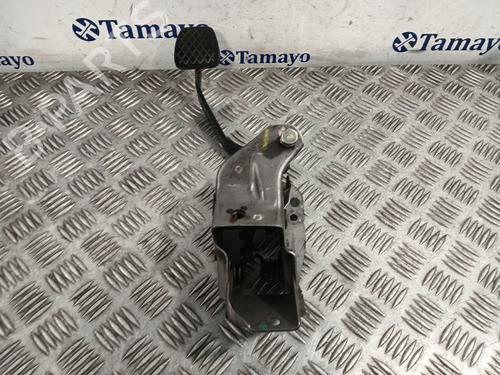 Used Break pedal HONDA CR-V II (RD_) [2001-2007]  31823008