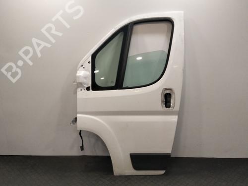 Used Left front door Left front door 37080638 37080638