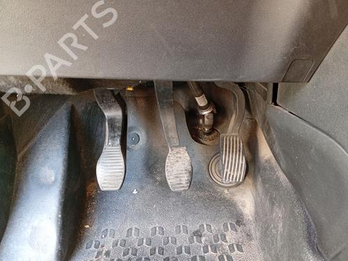 Used Pedal Pedal 37665028 37665028