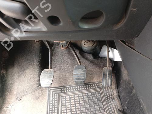 Pedale Pedale RENAULT CLIO II (BB_, CB_) 1.5 dCi (B/CB3M) (64 hp) 35819911 35819911