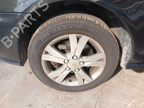 Used Left front steering knuckle Left front steering knuckle 37494968 37494968