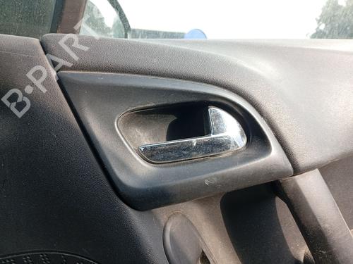 Used Front right interior door handle Front right interior door handle 37420032 37420032