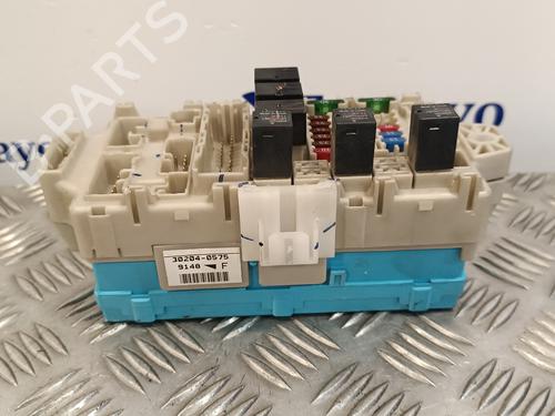 Fuse box MITSUBISHI OUTLANDER I (CU_W) 2.0 (CU2W) | BP16686638E1 