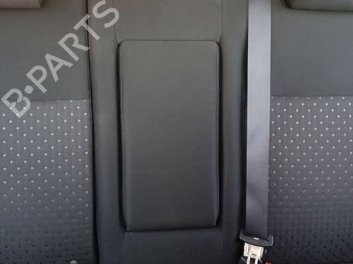 rear-center-seatbelt-mitsubishi-asx-ga_w_-2009-34545111 main image