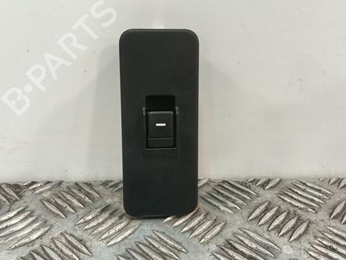 Used Right rear window switch Right rear window switch LAND ROVER RANGE ROVER SPORT I (L320) 2.7 D 4x4 (190 hp) 33127954 33127954