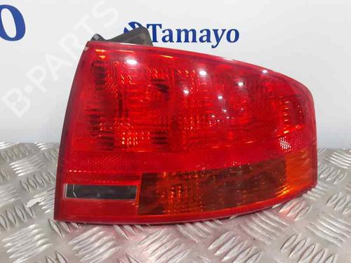 Højre baglygte AUDI A4 B7 (8EC) 2.0 TDI 16V (140 hp) 27403327