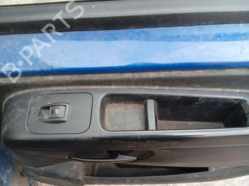Used Right front window switch Right front window switch FIAT QUBO (225_) 1.4 (225AXA1A, 225CXA1A) (78 hp) 39992459 39992459