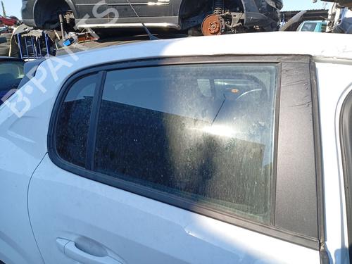 Used Rear right door window Rear right door window 37409089 37409089