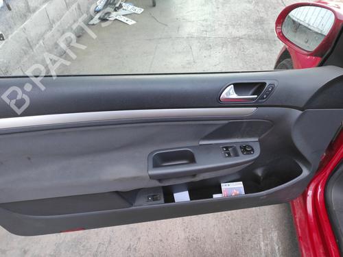 Right taillight VW GOLF V (1K1) 1.9 TDI | BP15847329C35 