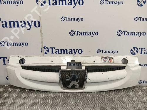 Used Grille PEUGEOT PARTNER Box Body/MPV (5_, G_) [1996-2025]  24594384