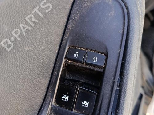 Used Left front window switch Left front window switch MAXUS eDELIVER 3 Van Electric (SV3C) (122 hp) 34400725 34400725