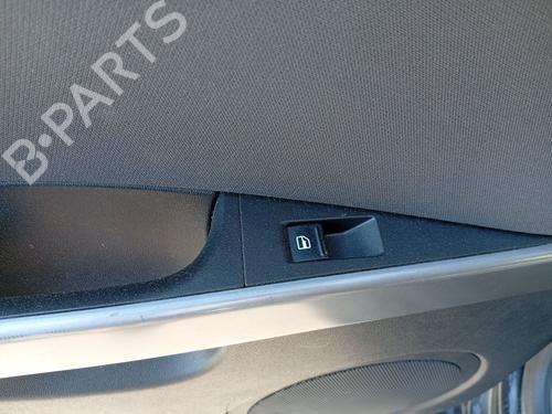 Used Left rear window switch Left rear window switch SEAT LEON (1P1) 1.4 TSI (125 hp) 36220815 36220815