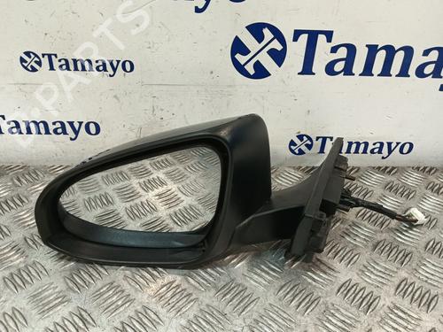 left-mirror-toyota-c-hr-_x1_-2016-31926969 main image