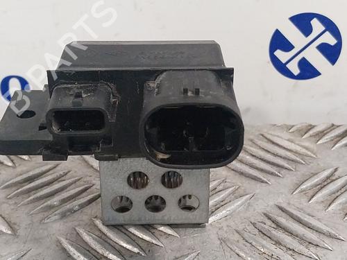 Used Heater resistor DACIA DUSTER (HS_) 1.5 dCi (109 hp) 30588631