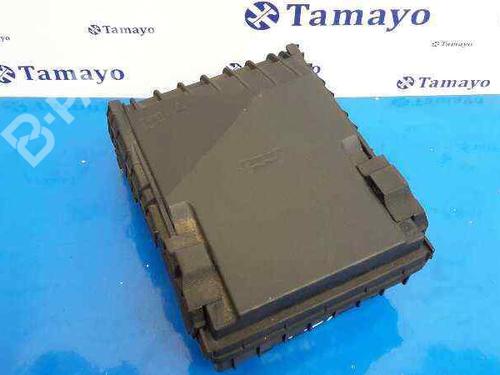 Used Fuse box VW GOLF V (1K1) 1.6 (102 hp) 5789981