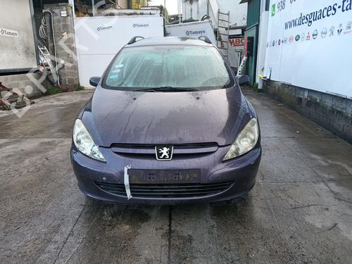 Right headlight PEUGEOT 307 SW (3H) 2.0 HDI 110 | BP32294924C29