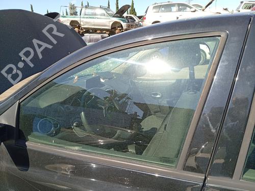 front-left-door-window-renault-clio-iii-br01-cr01-2005-2006-2007-2008-2009-2010-2011-2012-2013-2014-36527989 main image