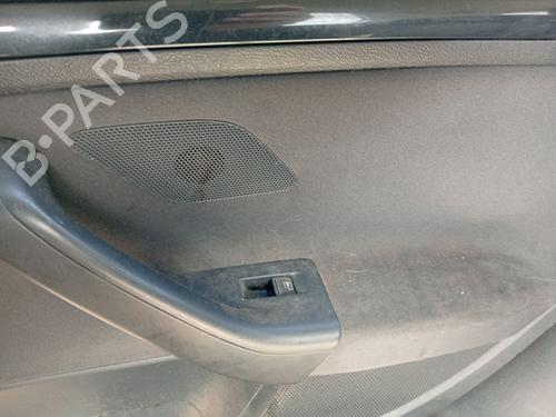 Used Right rear window switch VW GOLF V (1K1) 2.0 TDI 16V (140 hp) 32848857