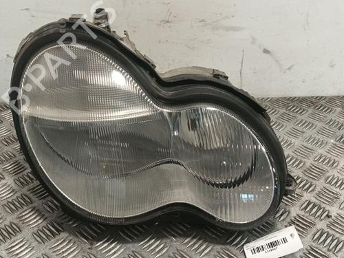 Used Right headlight Right headlight MERCEDES-BENZ C-CLASS (W203) C 220 CDI (203.006, 203.008) (143 hp) 38876605 38876605
