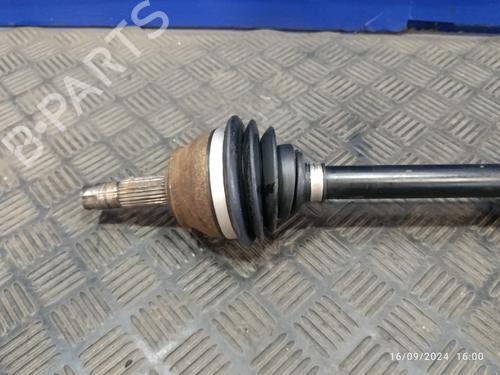 Right front driveshaft ALFA ROMEO 147 (937_) 1.6 16V T.SPARK ECO (937.AXA1A, 937.BXA1A) | BP19688408M39