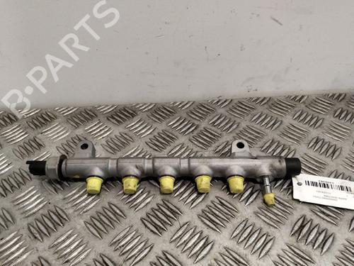 Used Injection rail Injection rail 37793512 37793512