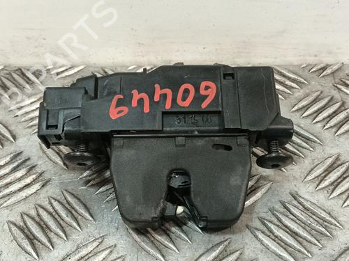 Fechadura da mala Fechadura da mala OPEL CROSSLAND X / CROSSLAND (P17, P2QO) 1.2 (75) (110 hp) 33718599 33718599