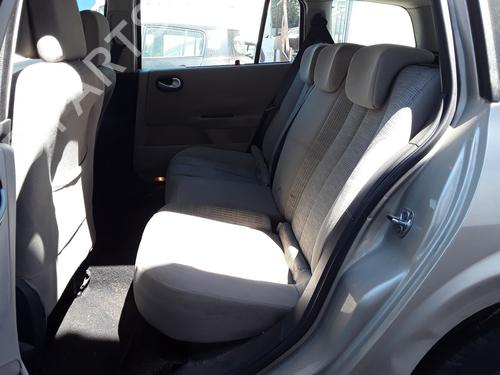 Engine control unit (ECU) RENAULT MEGANE II Saloon (LM0/1_) 1.5 dCi (LM1E) | BP30587267M57