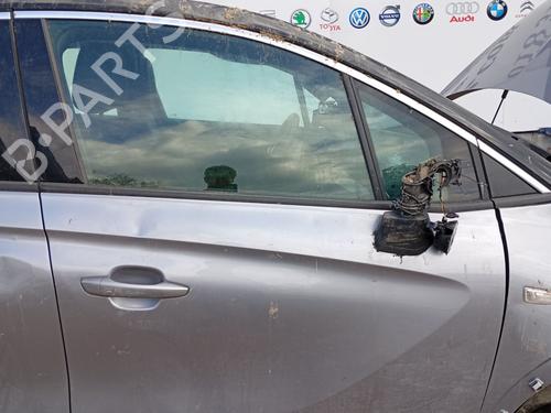 Used Right front door Right front door OPEL CROSSLAND X / CROSSLAND (P17, P2QO) 1.2 (75) (110 hp) 33704717 33704717