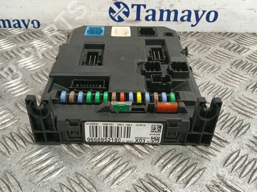 Fuse box CITROËN C3 II (SC_) | BP31947886E1