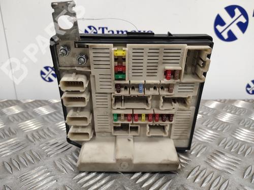 Used Fuse box RENAULT KANGOO / GRAND KANGOO II (KW0/1_) [2008-2025]  11813179