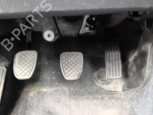 Used Clutch pedal Clutch pedal SUBARU XV (_GP_) 1.6 i AWD (GP3, G33GP) (114 hp) 40089198 40089198