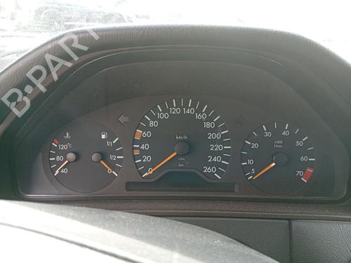 instrument-cluster-mercedes-benz-e-class-w210-1995-1996-1997-1998-1999-2000-2001-2002-2003-35901550 main image