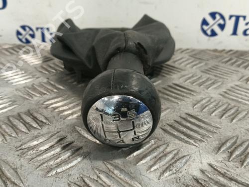 Used Shift knob PEUGEOT 307 (3A/C) 1.6 HDi 110 (109 hp) 30460115