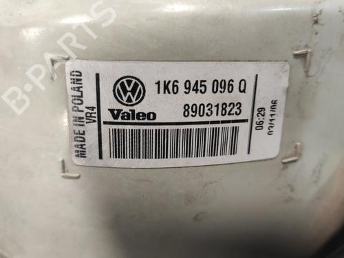 Right taillight VW GOLF V (1K1) 1.9 TDI | BP15847329C35 